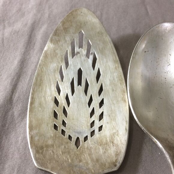 Vintage Silverplate Serving Pieces Lot Floral Swirl Pattern 2 Spoons, Pie Server - Picture 5 of 7